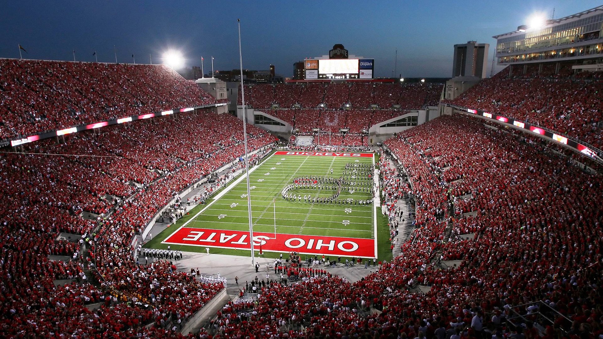 小贾伦·杰克逊制霸禁区，雄鹿铁血防守令活塞窒息